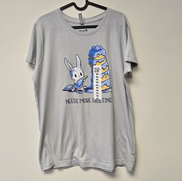 Teeturtle Needs More Frosting Graphic T-shirt Grey L - Picture 1 of 8
